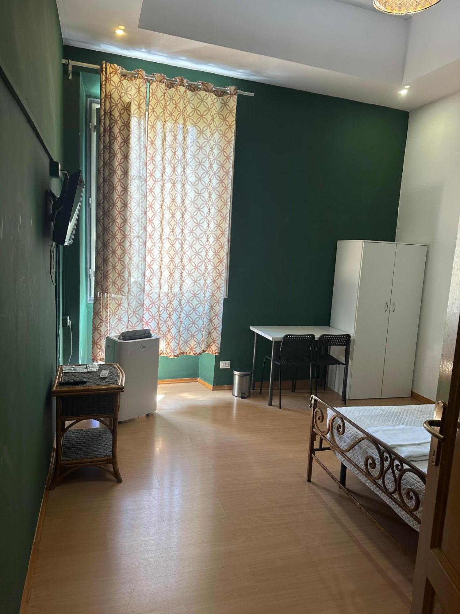 Pensión Rooms77 Centro Storico